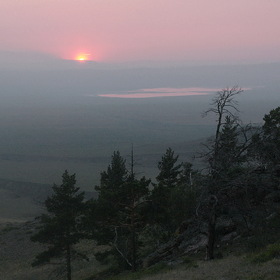 Вид на озеро Чедер в вечернем тумане