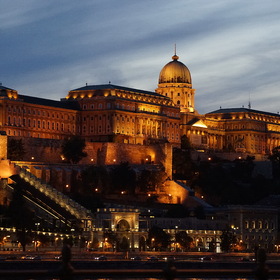 Будапешт. Вид на дворец и Рыбацкий бастион